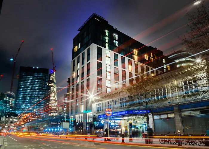 Leonardo Hotel London Aldgate - Formerly Hotel Saint Londres